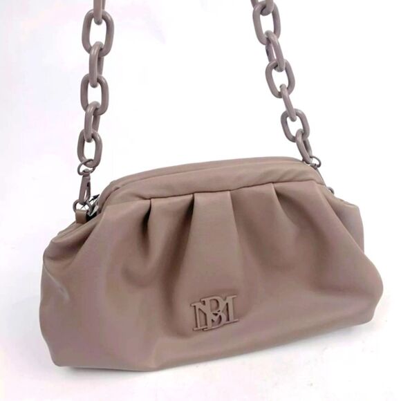NWT Badgley Mischka Wrapped Frame Clutch Taupe Chain Shoulder Bag Vegan - Picture 4 of 7